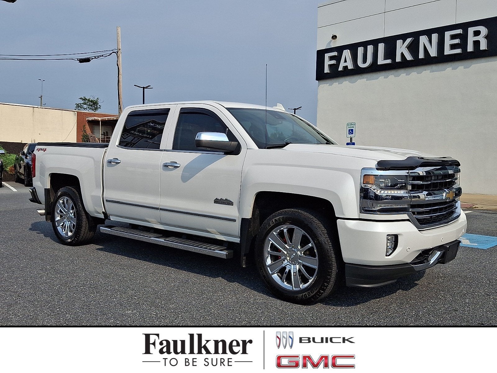 2017 Chevrolet Silverado 1500 High Country in Iridescent Pearl Tricoat — front three-quarter view