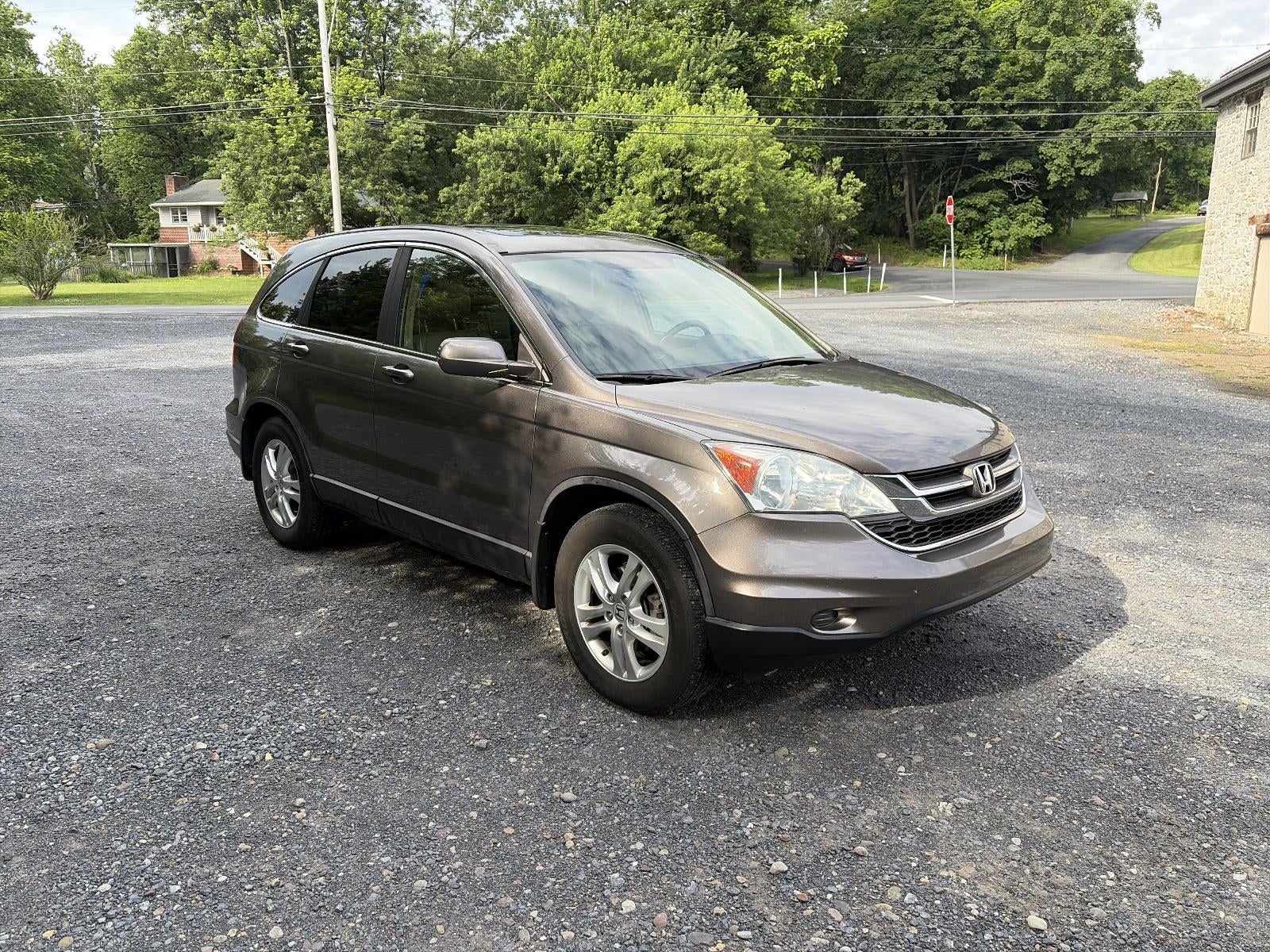 2010 Honda CR-V — rear three-quarter view