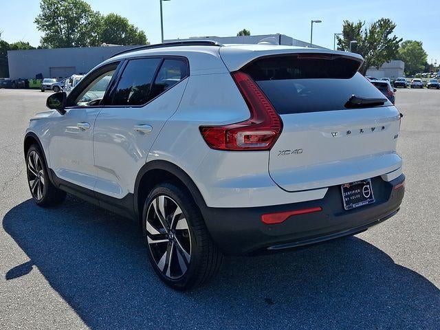 2025 Volvo XC40 — interior view