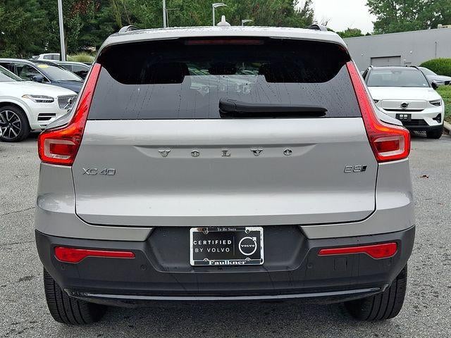 2023 Volvo XC40 — detail view