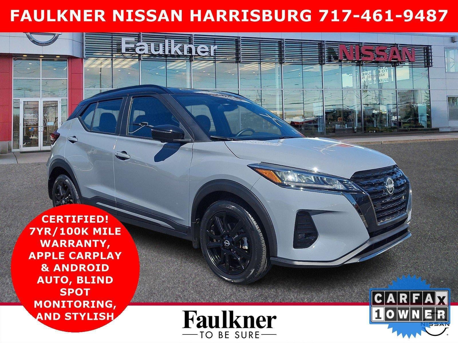 2023 Nissan Kicks SR in Tone Gray Black — front three-quarter view
