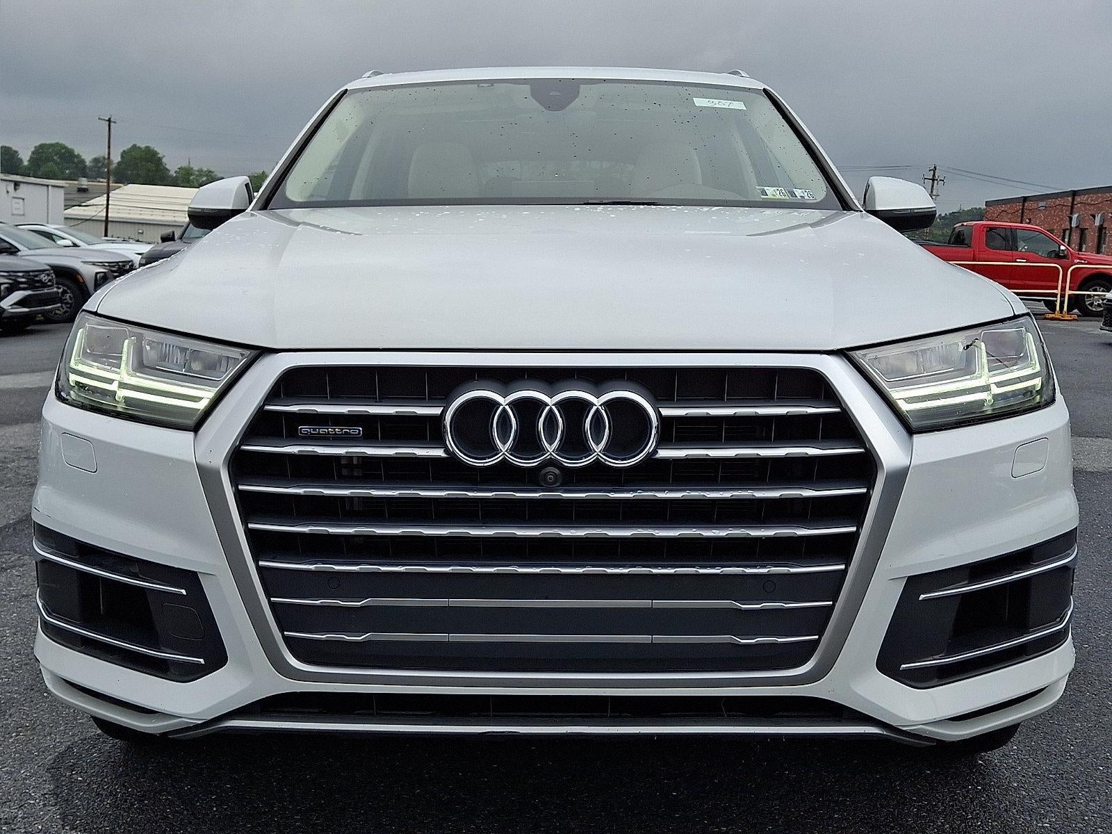2017 Audi Q7 — side profile view